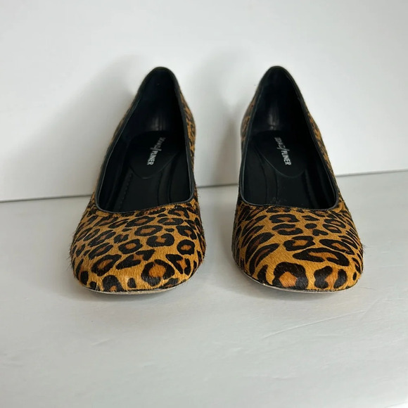 Donald Pliner Corin Cheetah calf hair pump size 8.5. - Picture 2 of 9